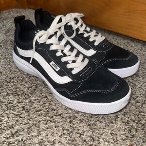 Vans Men's Black and White Skate Sneakers
